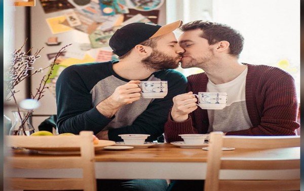Skandal Video Bokep Gay Viral  KOTA PRABUMULIH